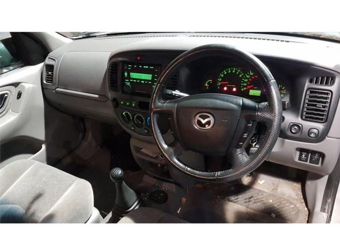 Разбор на запчасти Mazda Tribute 2001-2007