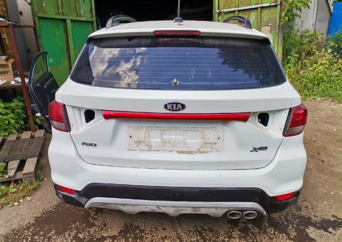 В разборе KIA RIO X-line 2018г