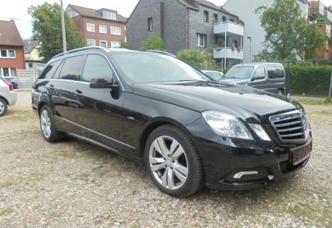 Mercedes-Benz E W212 2010г, на запчасти