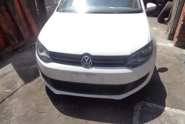 Бампер Volkswagen Polo 2013