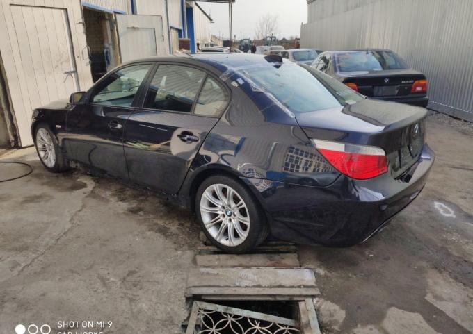 BMW E60 автомобиль на запчасти