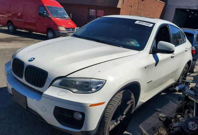 В разборе BMW X6 E71 рестайлинг