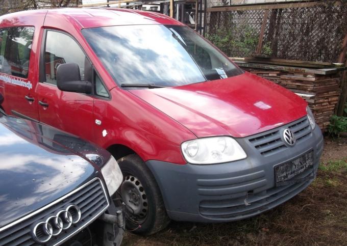 Volkswagen Caddy 2005 г на запчасти