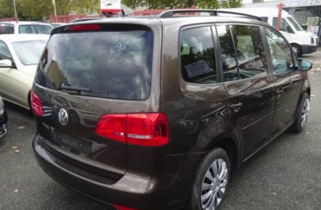 Разборка Volkswagen Touran 2 2010 Машинокомплект