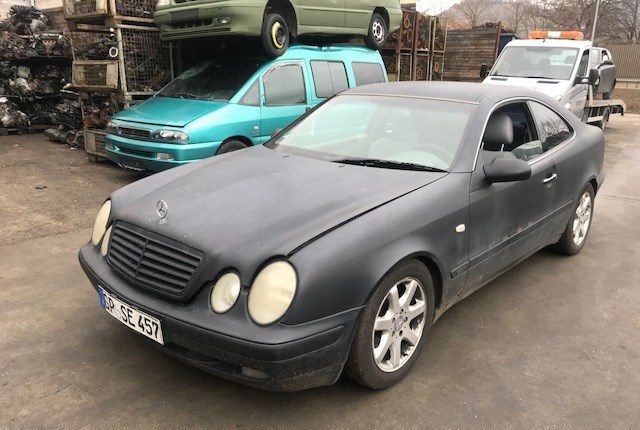 Разбор на запчасти Mercedes CLK W208 1997-2002