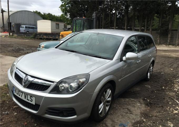 Разбор на запчасти Opel Vectra C 2002-2008