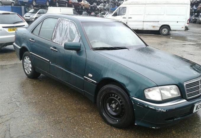 Разбор на запчасти Mercedes C W202 1993-2000