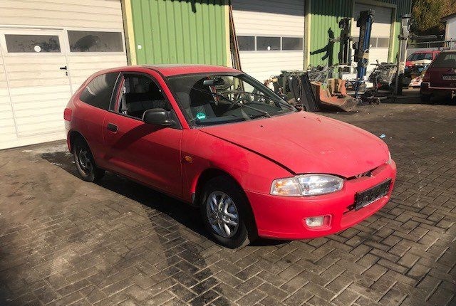 Разобран на запчасти Mitsubishi Colt 1996-2004