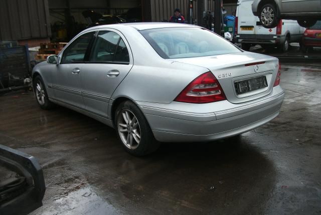 Разбор на запчасти Mercedes C W203