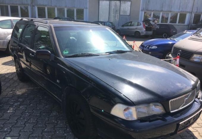 Volvo V70 2000г, на запчасти