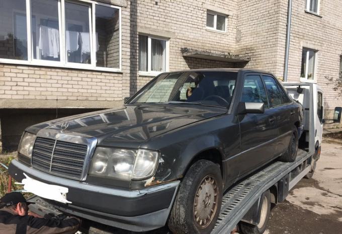 W124 E 2.3 бензин мт запчасти