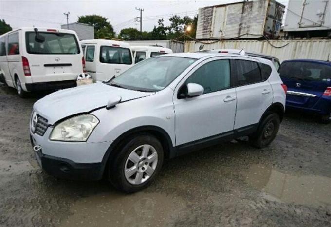 Nissan Qashqai в разборе по частям