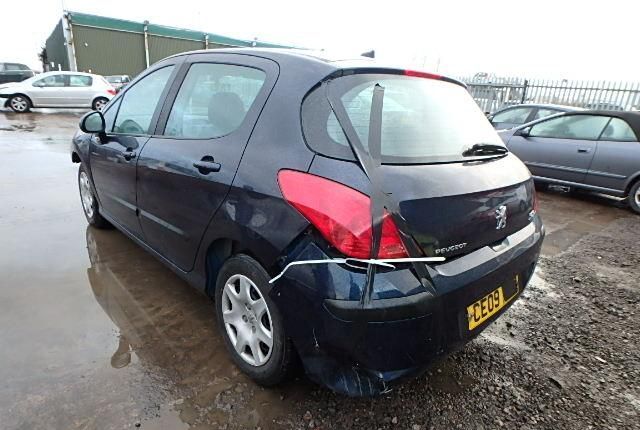 Разбор на запчасти Peugeot 308