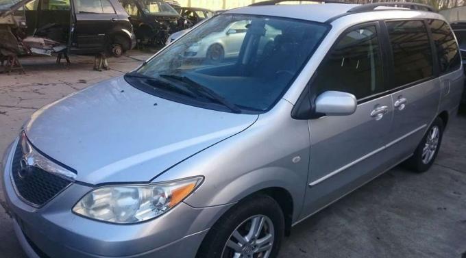 Mazda Mpv 2003 г на запчасти