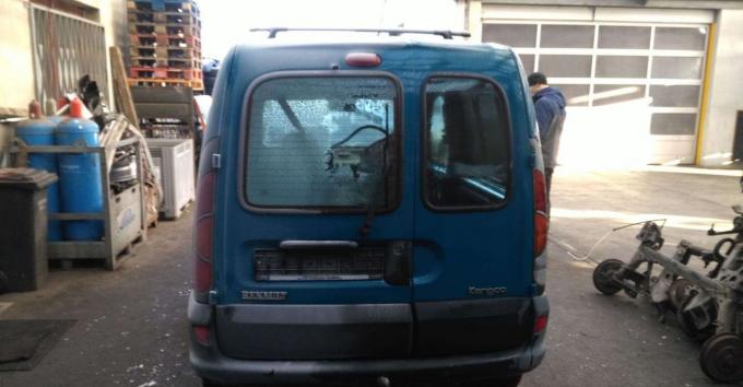 Разбор на запчасти Renault Kangoo 1997-2003 1.9F8Q