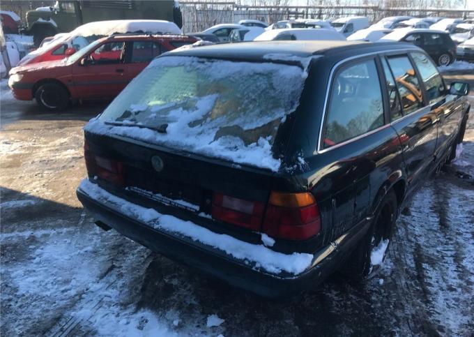 Разбор на запчасти BMW 5 E34