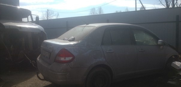 Nissan Tiida (C11) по запчастям