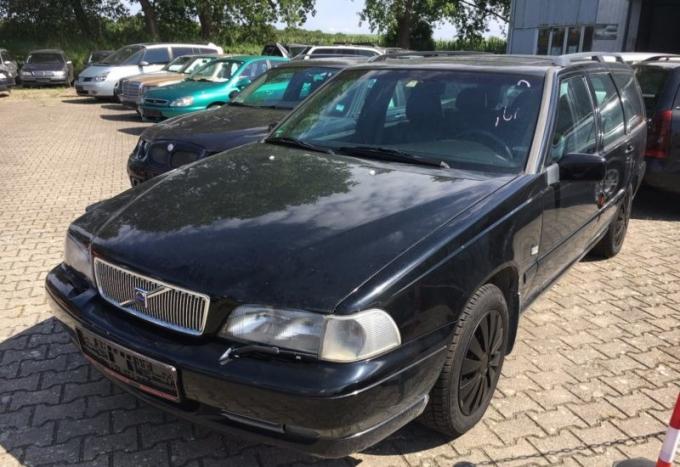 Volvo V70 2000г, на запчасти