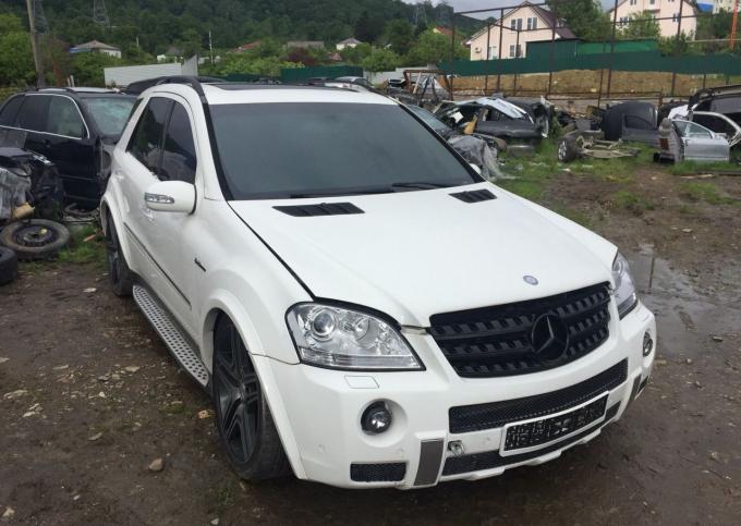 Mercedes ML164 63 AMG в разборе