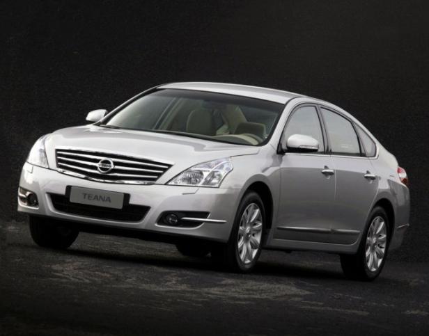 Запчасти на Nissan Teana J31,J32