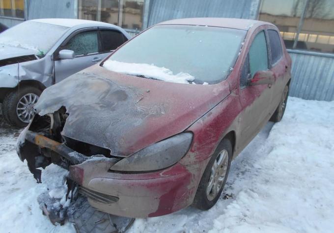 Peugeot 307 (автомобиль в разборе)