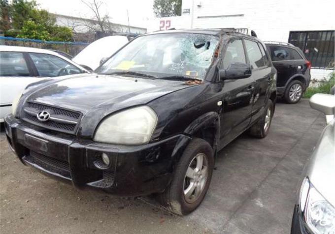 Разбор на запчасти Hyundai Tucson 1 2004-2009