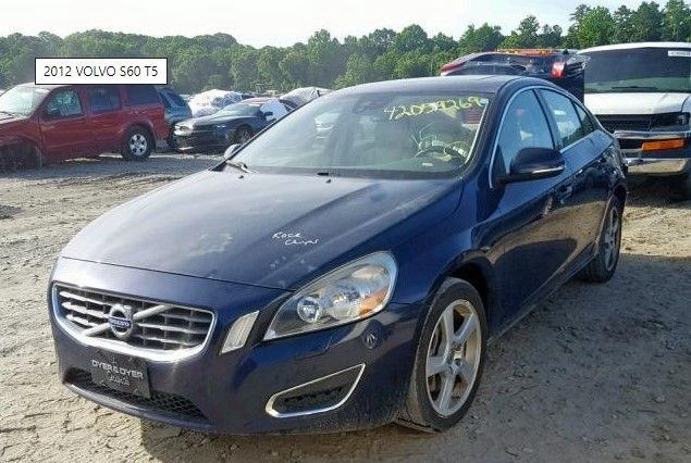 В разборе Volvo S60 2.5 Turbo 2012 года из США