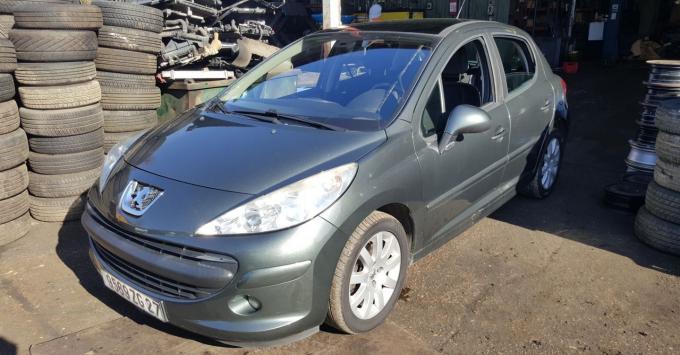 Автомобиль в разборе: Peugeot 207