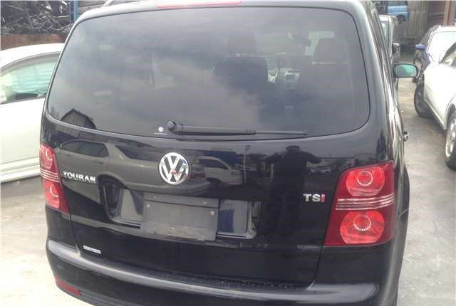 Разбор на запчасти Volkswagen Touran 2006-2010