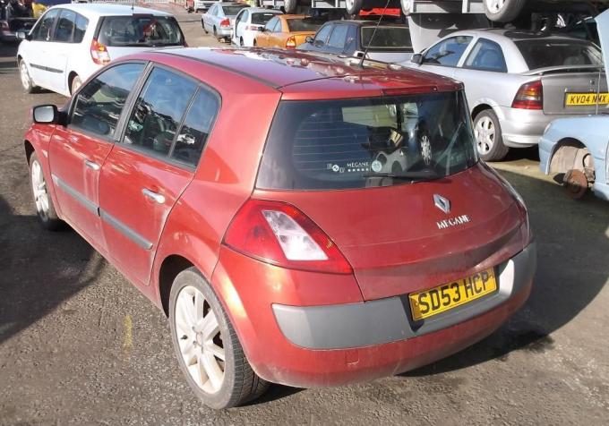 Разбор на запчасти Renault Megane 2 2002-2009