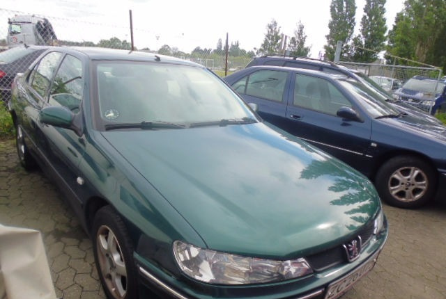 Peugeot 406 2000 г, на запчасти