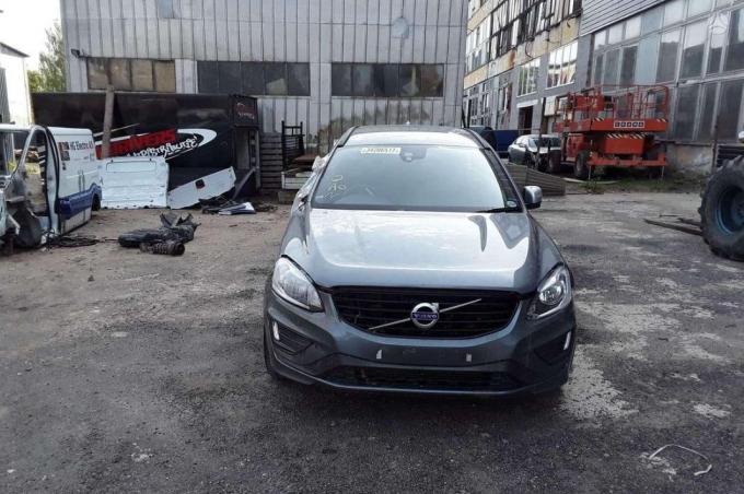 Volvo XC60 2016 г на запчасти