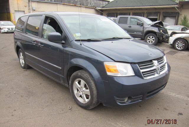 Разобран на запчасти Dodge Caravan 2008