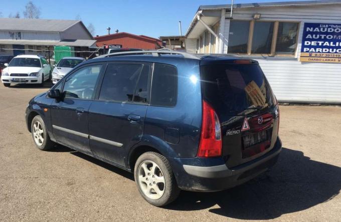 Mazda Premacy 2004 г на запчасти