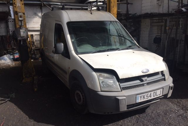 Разбор на запчасти Ford Transit Connect 2002-2013