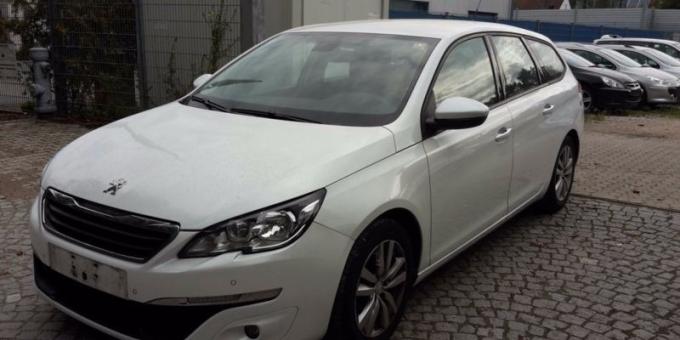 Peugeot 308 2015 г, на запчасти