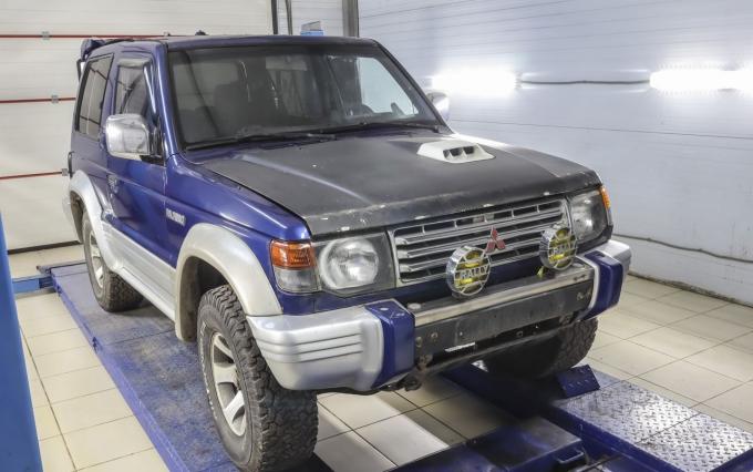 Разбор Mitsubishi Pajero 2 1993 Г.В. 3,0 АКПП