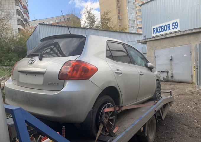 Toyota Auris Corolla 1.4 1.6 бензин дизель