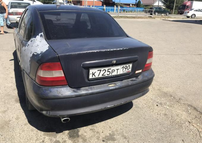 Opel vectra B 1998 год 1.8 мт разбор