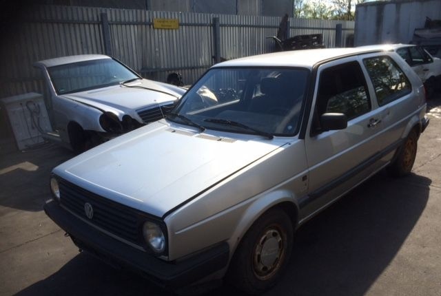 Разбор на запчасти Volkswagen Golf 2 1983-1992