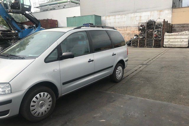 Разбор на запчасти Volkswagen Sharan 2000-2010