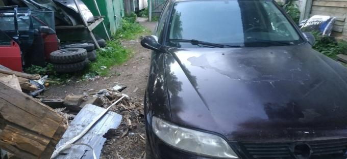 Opel Vectra B 2000год по запчастям в разбор