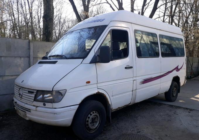 Мерседес спринтер(Mercedes sprinter) 1995-1998г.в