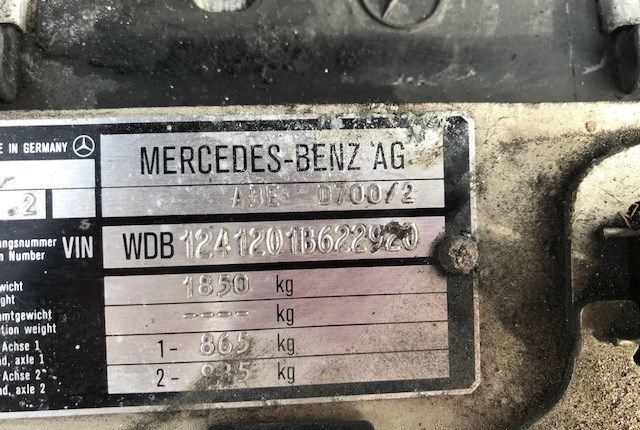 Разбор на запчасти Mercedes 124