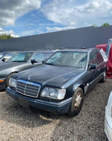 Mercedes W124 E320 из Японии в разбор