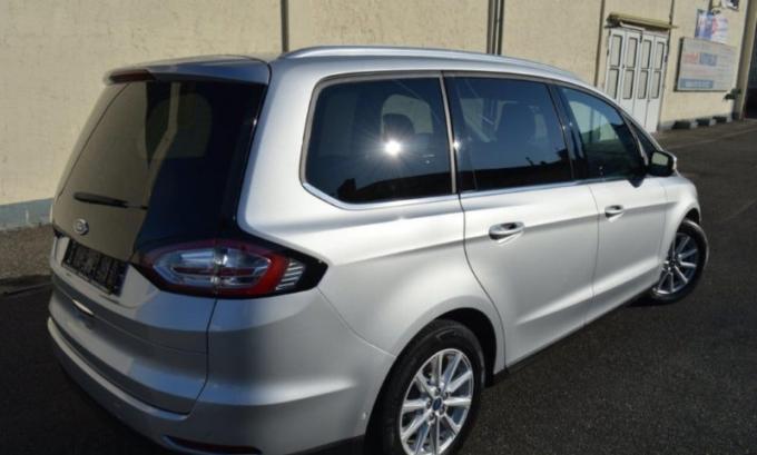 Ford Galaxy 2016г, на запчасти