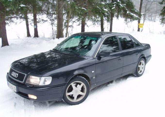 Разбор Ауди 100 С4 Audi 100 С4 седан 1992