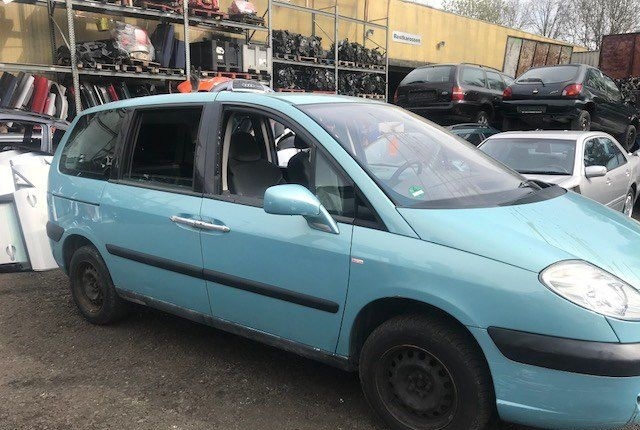 Разбор на запчасти Citroen C8