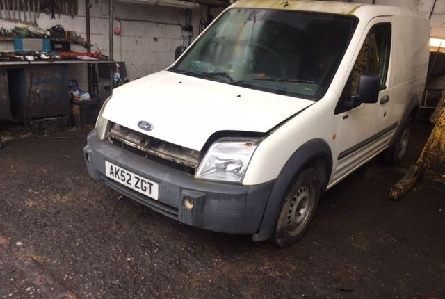 Разбор на запчасти Ford Transit Connect 2002-2013