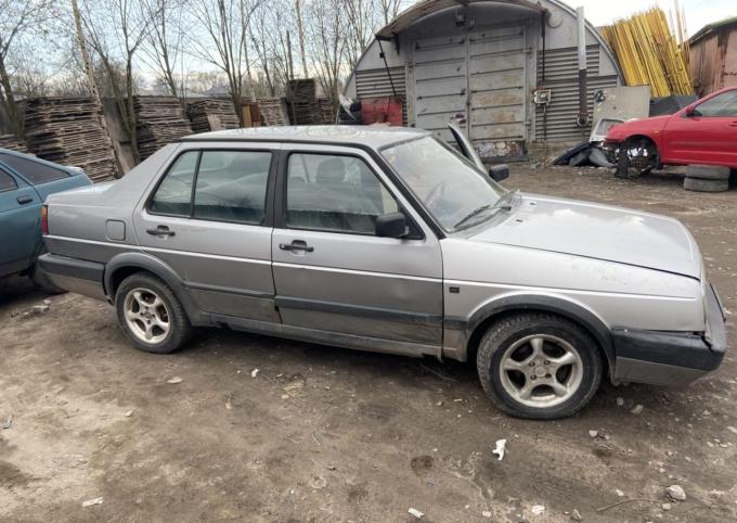 Разбираю на запчасти Volkswagen Jetta 2 golf 2 гол